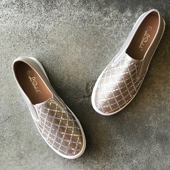 1 left Rhinestone White Platform Slip-On Sneaker 6 - Picture 6 of 8